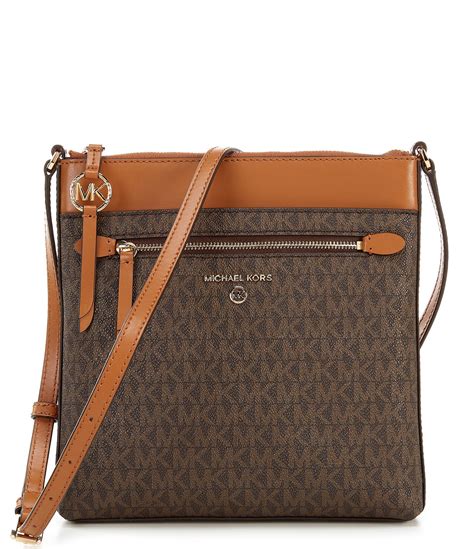 michael kors jet set small.